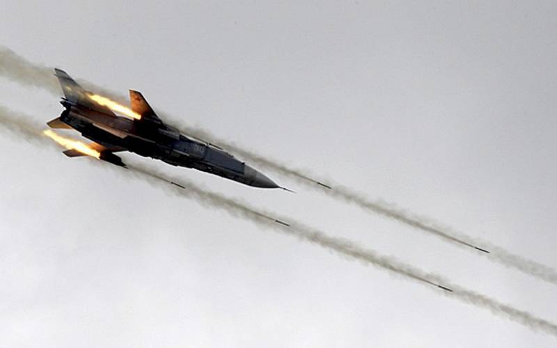 L'aviation navale Балтфлота a effectué un exercice sur la plage, à proximité de la frontière de la Lituanie