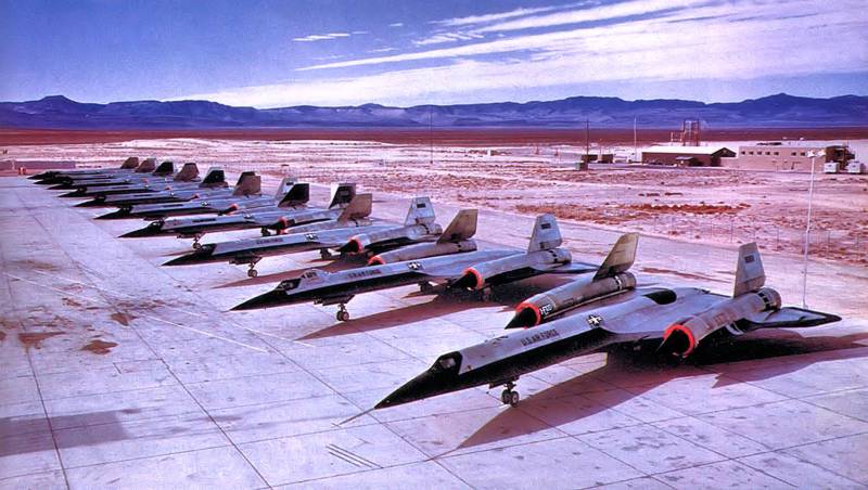 Выведвальныя самалёты A-12 і SR-71: тэхналогіі рэкорду