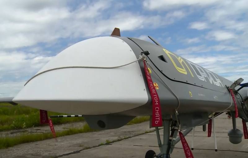 Det russiske militær har modtaget den første ubemandede komplekse langtrækkende