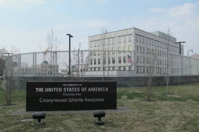 Посольство США в Києві заявило про мирні дослідженнях біолабораторій на Україні