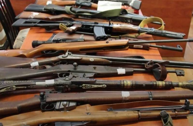 Ukrainian in Poland was posing as the General and kept an Arsenal of weapons