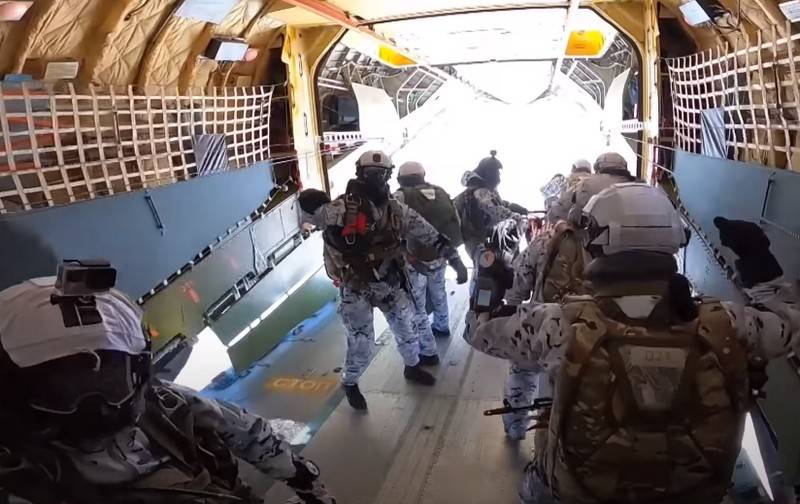 An engem Netz et Video vum Wollekekrazert vun der Russescher Fallschiermjeeër abzusetzen