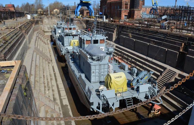 In Kronstadt restored Russia's oldest dry dock