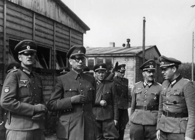 W prasie donoszą o odkryciu w Pradze pamiątkowej tabliczki na cześć власовцев