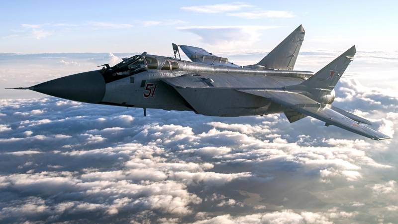 Iwwer d ' waasser vun der MIG-31 iwwer F-22, oder Änneren op amerikanesch Weis