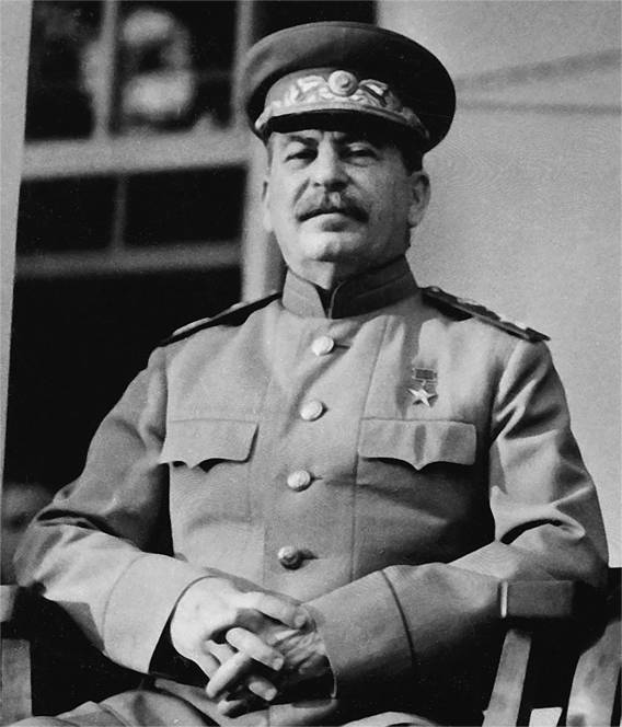 Wie Stalin wurde генералиссимусом