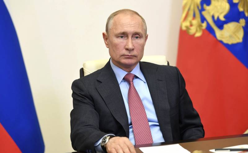 Президент ФОМ: как Путин кіреді оқулықтар тарих