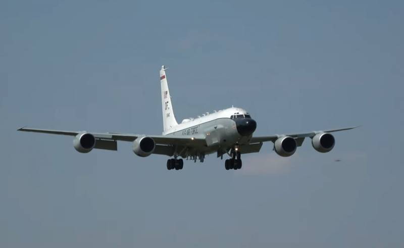 In China has caused outrage refueling reconnaissance aircraft of the U.S. air force over the Taiwan Strait