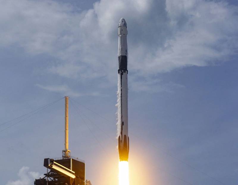 Директоры NASA: Рогозин құттықтап, АҚШ-тың іске қосылуын басқаратын ғарыш кемесінің ХҒС -