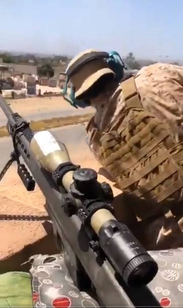 Gezeigt angeordnet, um die Kräfte des Marschalls Haftarot Hinterhalt südlich von Tripoli