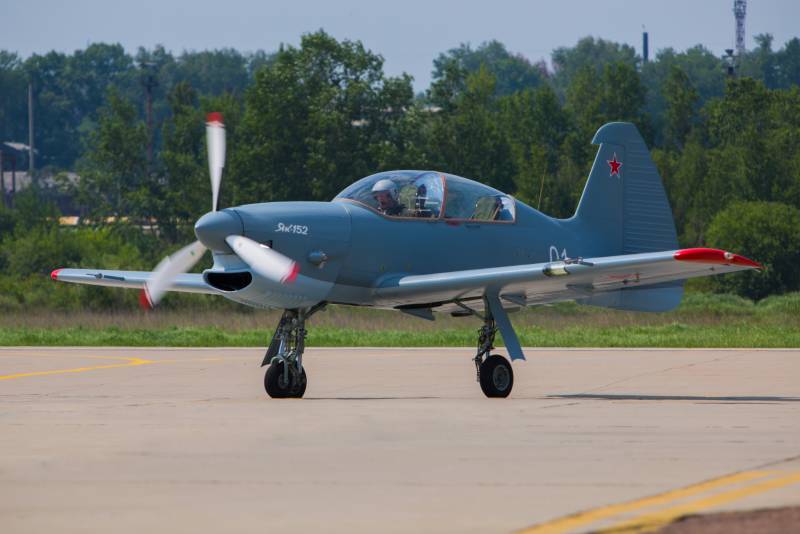 Wielką przyszłość i długie życie dla Yak-152