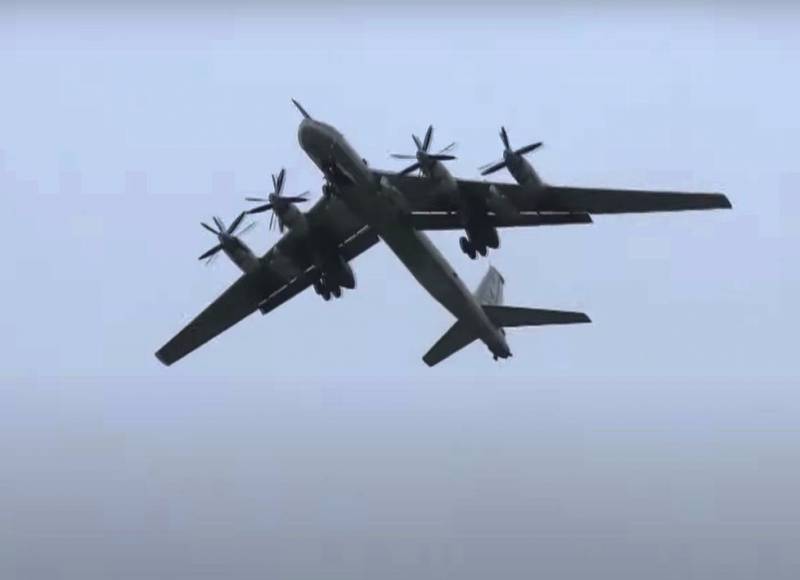 لماذا الولايات المتحدة قد أثار F-22 رابتور صيانة Tu-95MS VKS RF: أسباب