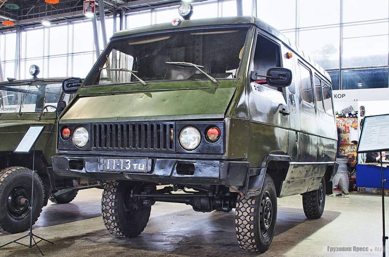 UAZ-3972. 