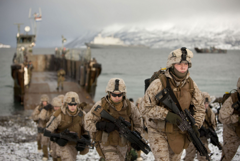 Wouran ee sech einfach amerikanesch Marine an Marine