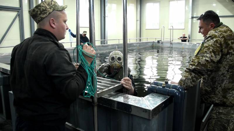 «Якщо зібралися перебиратися через донецькі річки, там і потонуть»: експерт про підготовку танкістів ЗСУ
