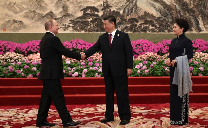 Lieben, nicht lieben... Wie zu Wladimir Putin sind in verschiedenen Ländern