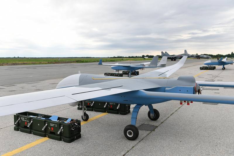 I Serbien viste købt i Kina droner CH-92A