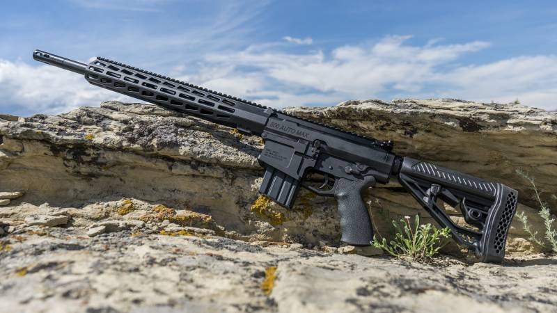 AR-500. Półautomatyczny karabin do polowania na słonia