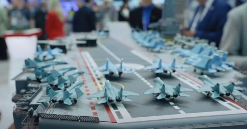 Dans la composition de la MARINE de la fédération de RUSSIE peuvent être «Amiral Kouznetsov», et le porte-avions le projet de 23000 à la «Tempête» avec le s-500