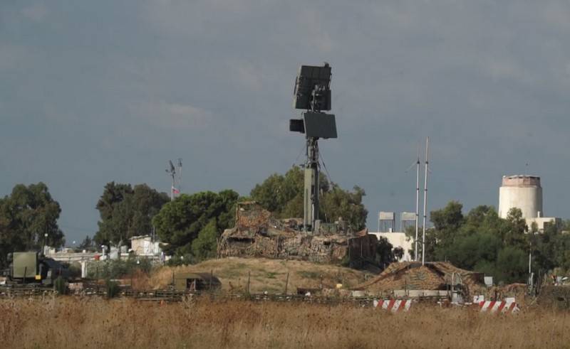 Air defense air base Hamim stöts bort attacken av drönare
