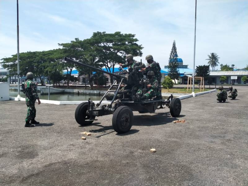 Vorkriegs M1939 immer noch in Ordnung: die sowjetische Flak-Service in Indonesien