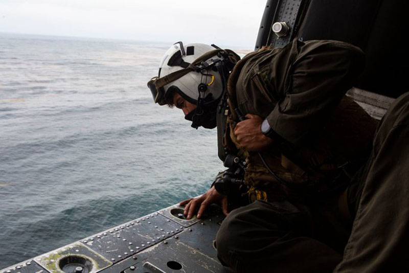 Weiderhin d ' Sich no vermësste Marines virun der Küst vu Kalifornien USA