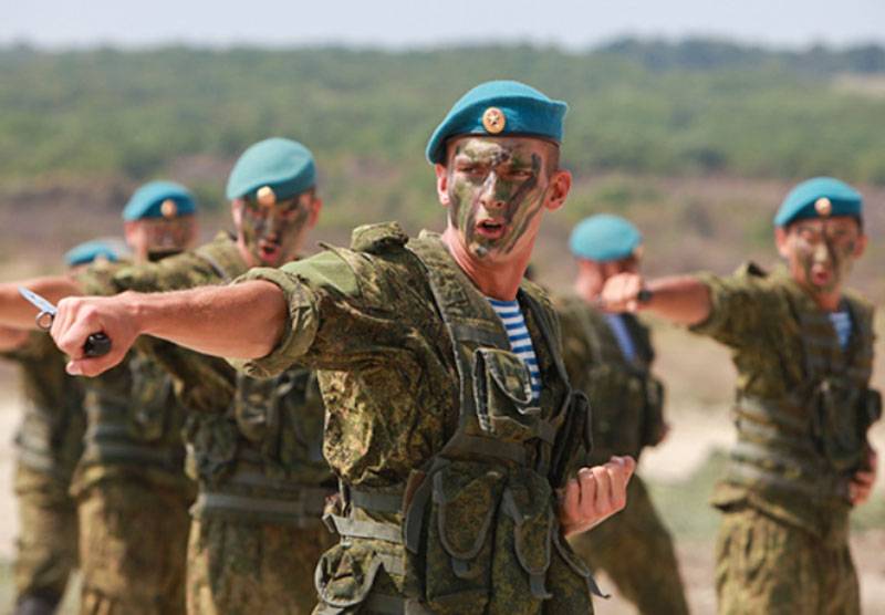 De Ruhm a stolz: Dag VOZDUSHNO-landende Arméie vu Russland